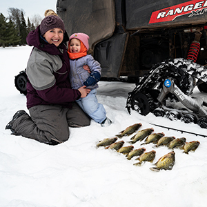 Camso-Ice-Fishing