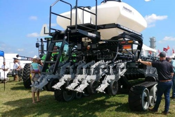 Harvest International new tracked tool bar planter