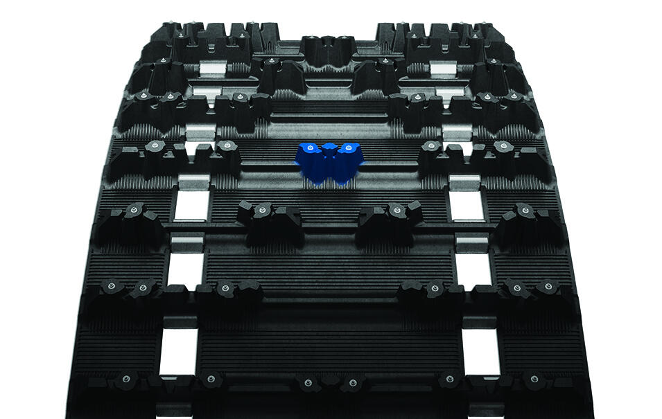 PWS-Ice-Ripper-XT-Rip-Saw-based-attak-angled-lugs