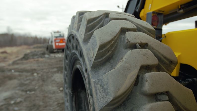 Construction Feature Tire Scrapyards