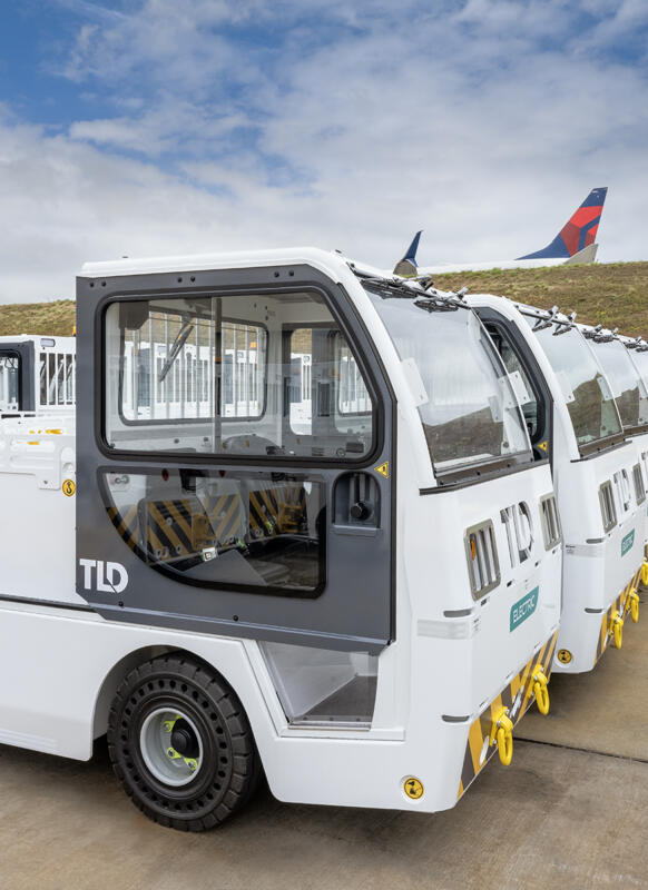 Atlanta airport 12 4x6 sonya messier